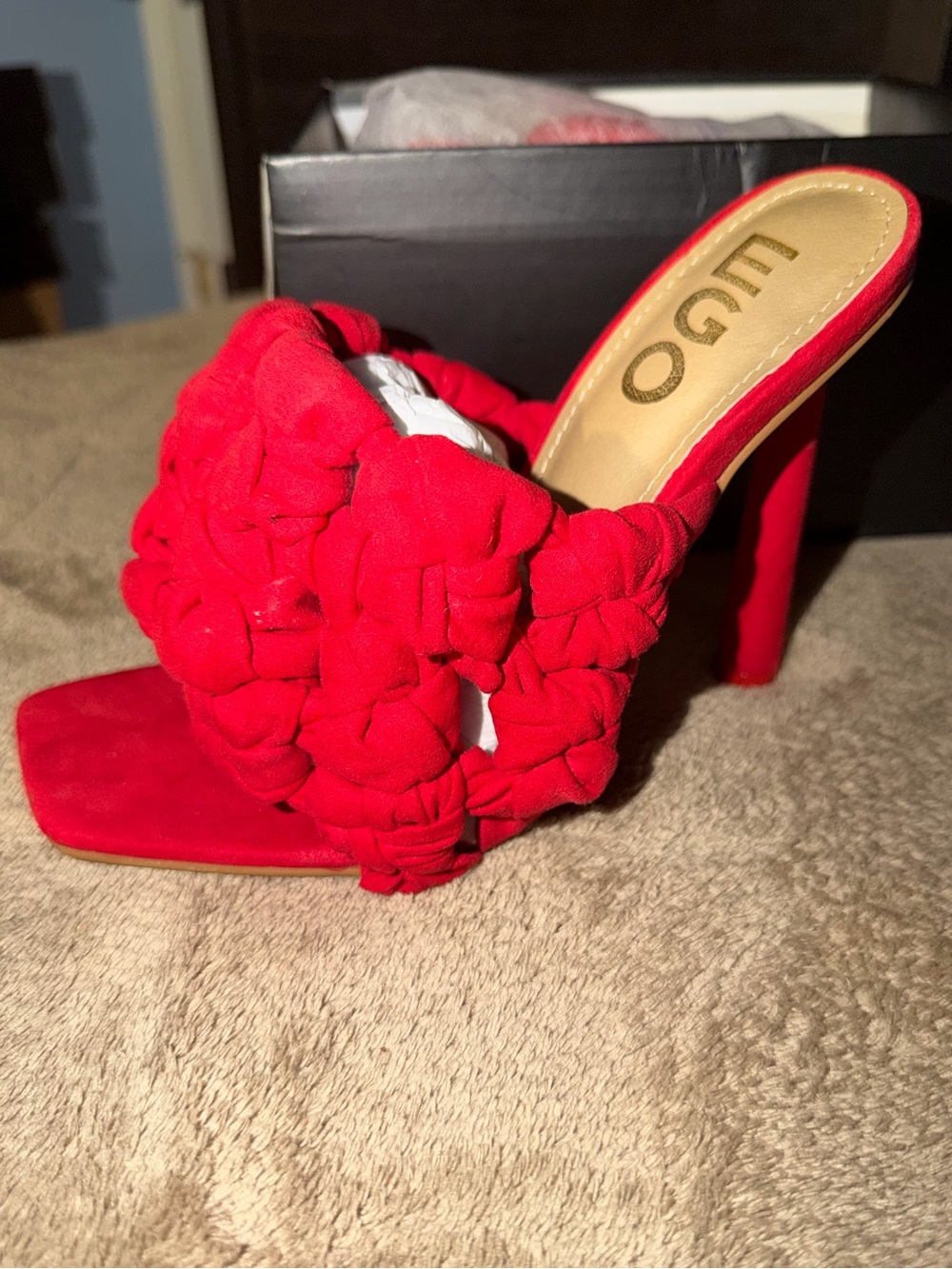 Red heels - Picture 4 of 6